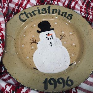 FIRM!  Vintage Three Rivers Pottery Christmas Snowman Plate